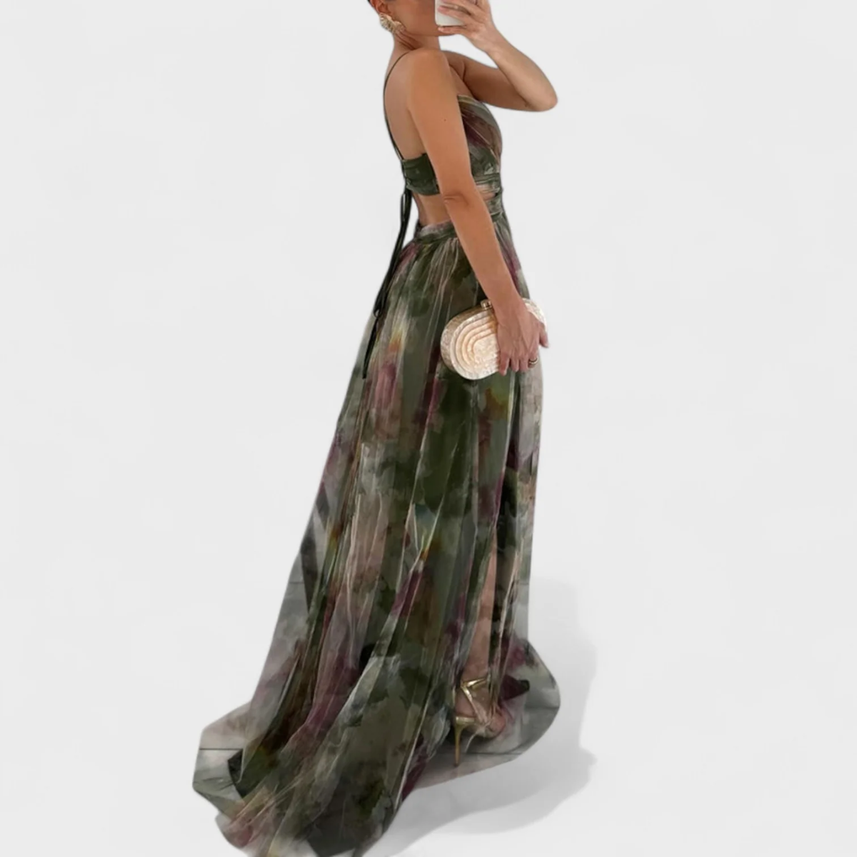 RitaBacelona – El vestido largo con flores que conquista miradas