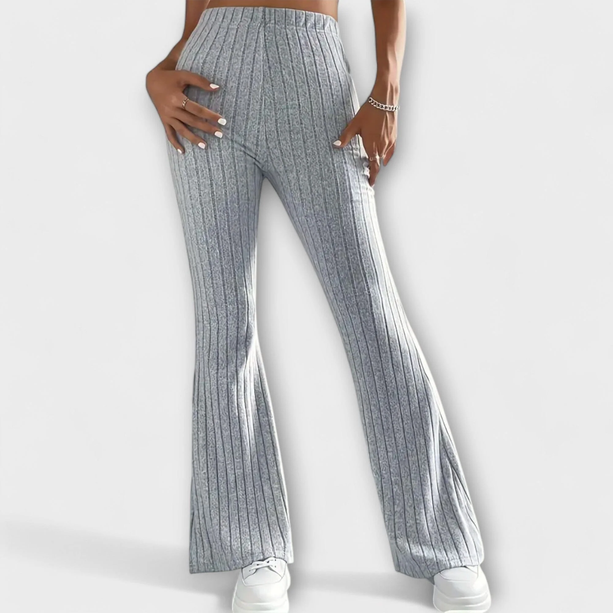 Jennifer – Pantalón acampanado elegante