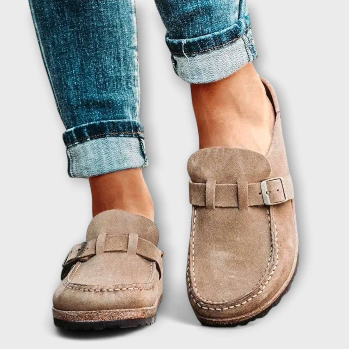 Mocasines para mujer con hebilla decorativa